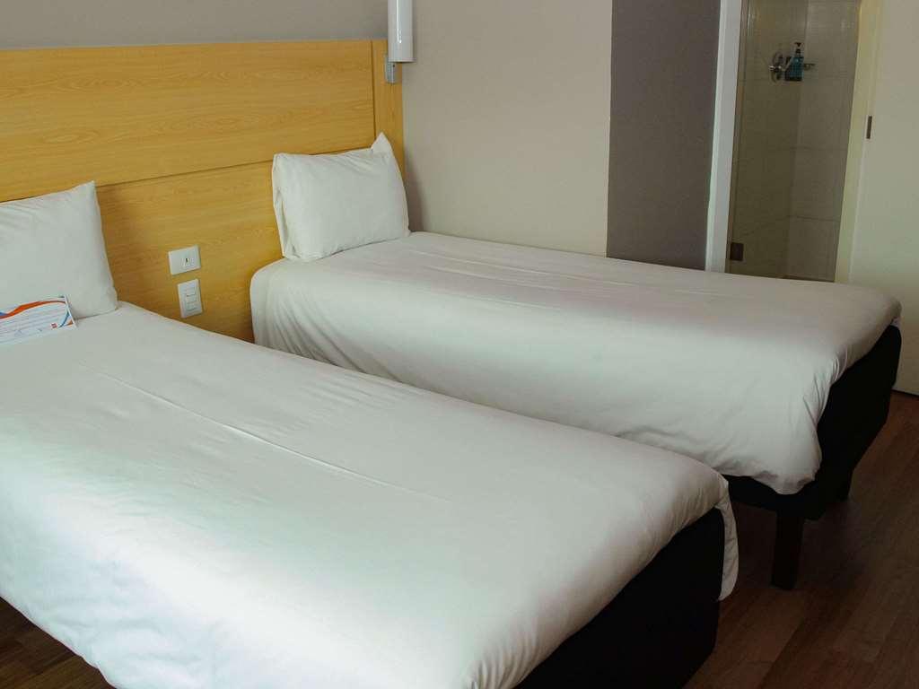 Ibis Puerto Montt Hotel Ruang foto